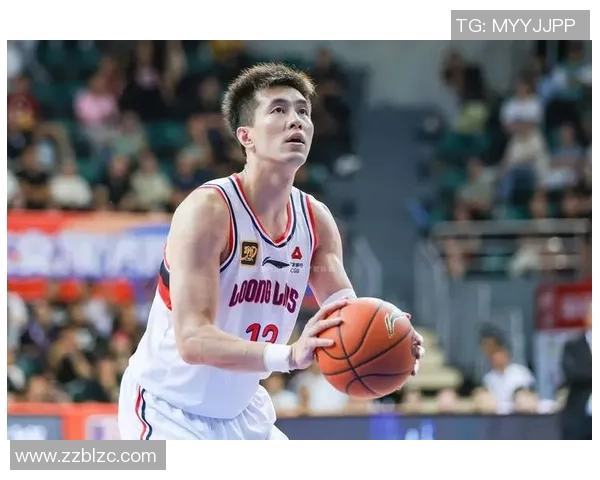 广州篮球队在欧锦赛积分榜上以60分稳居第一位置引发关注